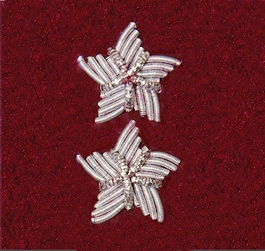 Stopień Wojska Polskiego haftowany bajorkiem do beretu bordowego (tłoczonego) - starszy chorąży