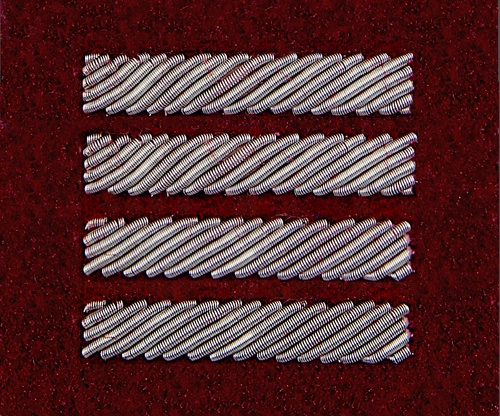 Stopień Wojska Polskiego haftowany bajorkiem do beretu bordowego - plutonowy