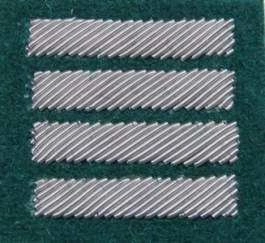 Stopień Wojska Polskiego haftowany bajorkiem do beretu zielonego - plutonowy