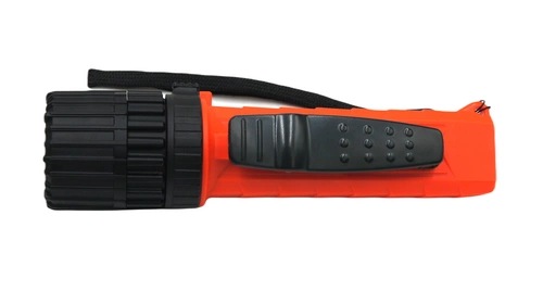 Latarka ręczna, Mactronic M-FIRE FOCUS Ex Atex, 235lm, bateryjna (4 x AA), zestaw (baterie, klips), kolor pomarańczowy, pudełko