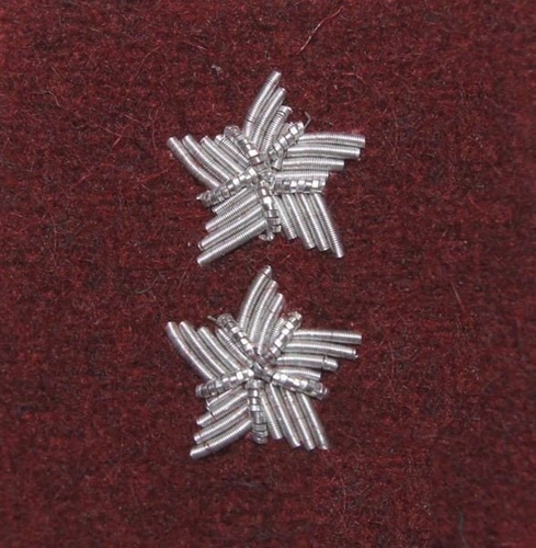 Stopień Wojska Polskiego haftowany bajorkiem do beretu bordowego - starszy chorąży